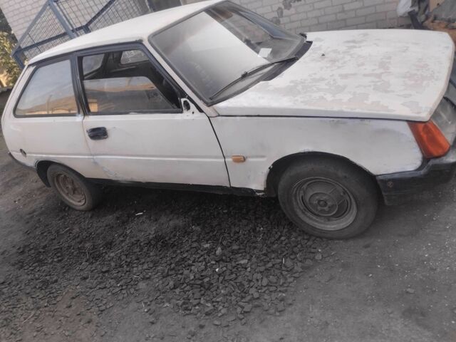 Белый ЗАЗ 1102 Таврия, объемом двигателя 1.1 л и пробегом 100 тыс. км за 267 $, фото 3 на Automoto.ua