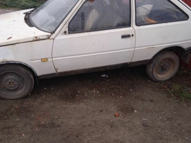 Белый ЗАЗ 1102 Таврия, объемом двигателя 1.2 л и пробегом 320 тыс. км за 284 $, фото 1 на Automoto.ua