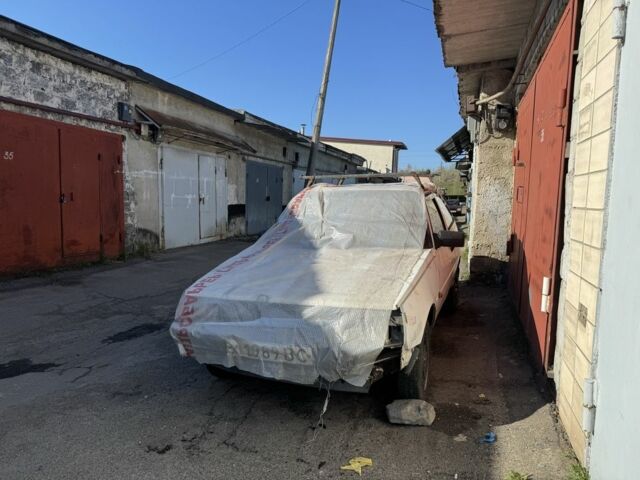 Белый ЗАЗ 1102 Таврия, объемом двигателя 1.2 л и пробегом 200 тыс. км за 284 $, фото 3 на Automoto.ua