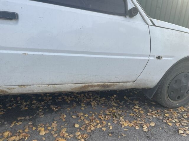 Белый ЗАЗ 1102 Таврия, объемом двигателя 0 л и пробегом 90 тыс. км за 601 $, фото 6 на Automoto.ua