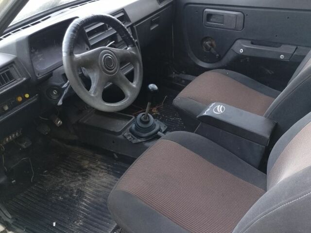 Белый ЗАЗ 1102 Таврия, объемом двигателя 1 л и пробегом 200 тыс. км за 346 $, фото 4 на Automoto.ua