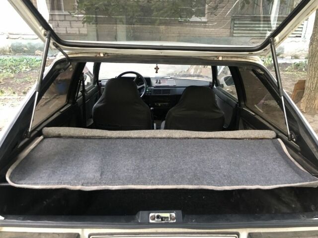 Белый ЗАЗ 1102 Таврия, объемом двигателя 1.1 л и пробегом 3 тыс. км за 600 $, фото 4 на Automoto.ua