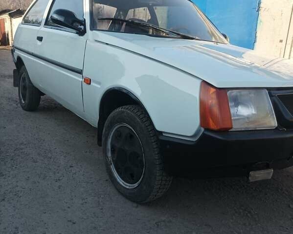 Білий ЗАЗ 1102 Таврія, об'ємом двигуна 1.1 л та пробігом 65 тис. км за 950 $, фото 1 на Automoto.ua