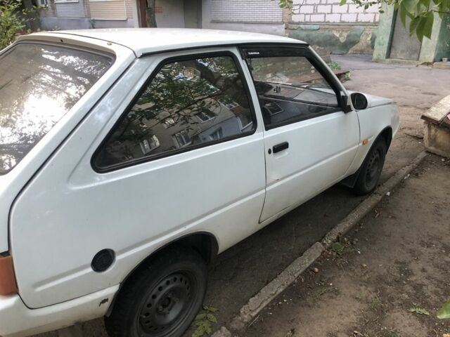 Белый ЗАЗ 1102 Таврия, объемом двигателя 1.1 л и пробегом 3 тыс. км за 729 $, фото 3 на Automoto.ua