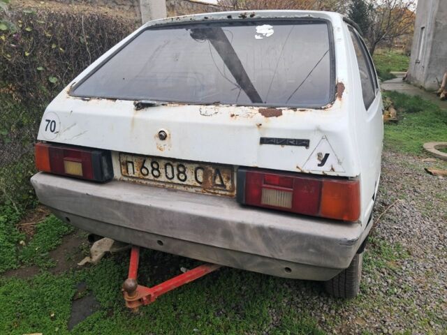 Белый ЗАЗ 1102 Таврия, объемом двигателя 1.1 л и пробегом 320 тыс. км за 189 $, фото 2 на Automoto.ua