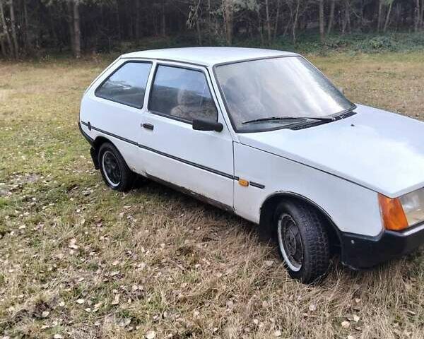 Білий ЗАЗ 1102 Таврія, об'ємом двигуна 0 л та пробігом 80 тис. км за 370 $, фото 2 на Automoto.ua