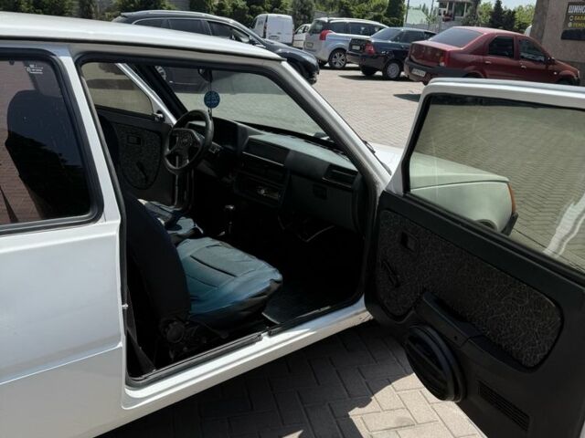 Белый ЗАЗ 1102 Таврия, объемом двигателя 1.2 л и пробегом 34 тыс. км за 629 $, фото 7 на Automoto.ua