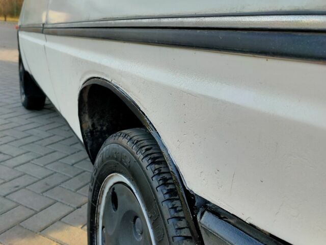 Белый ЗАЗ 1102 Таврия, объемом двигателя 1.1 л и пробегом 189 тыс. км за 476 $, фото 12 на Automoto.ua