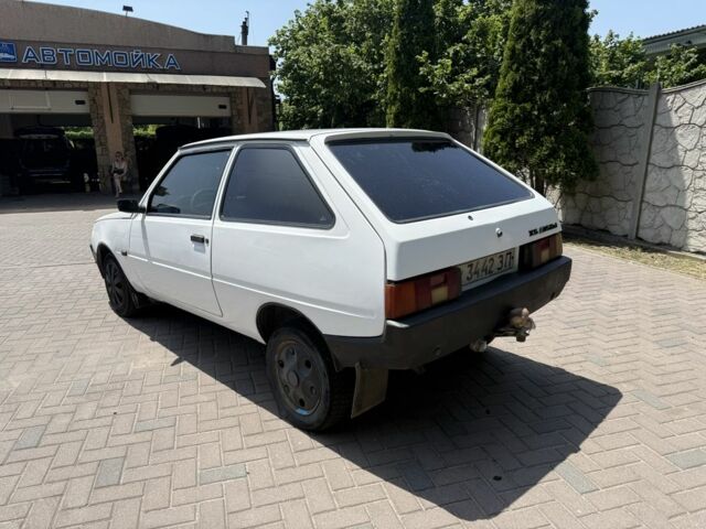 Белый ЗАЗ 1102 Таврия, объемом двигателя 1.2 л и пробегом 34 тыс. км за 629 $, фото 3 на Automoto.ua