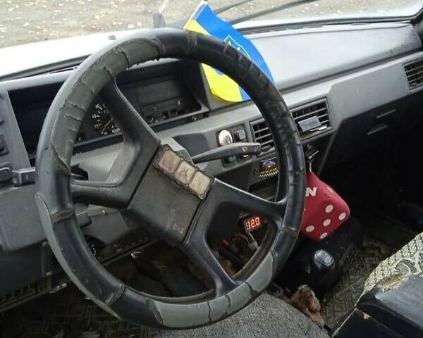 Белый ЗАЗ 1102 Таврия, объемом двигателя 1 л и пробегом 654 тыс. км за 393 $, фото 4 на Automoto.ua