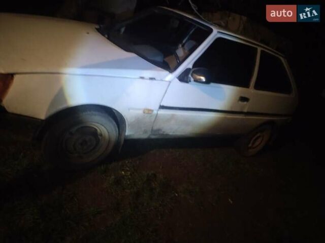 Белый ЗАЗ 1102 Таврия, объемом двигателя 1 л и пробегом 100 тыс. км за 750 $, фото 3 на Automoto.ua