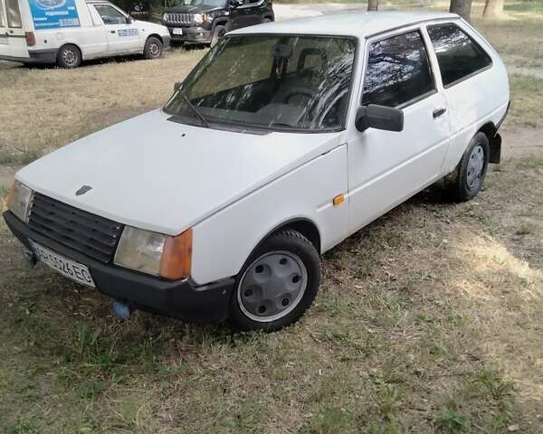 Белый ЗАЗ 1102 Таврия, объемом двигателя 1.09 л и пробегом 300 тыс. км за 1006 $, фото 12 на Automoto.ua