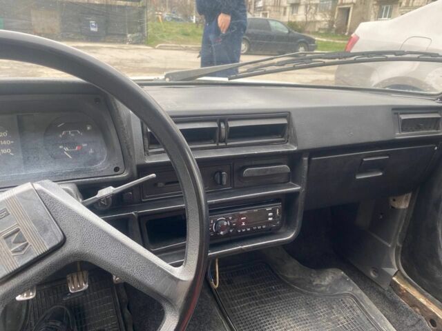 Белый ЗАЗ 1102 Таврия, объемом двигателя 1.1 л и пробегом 180 тыс. км за 450 $, фото 5 на Automoto.ua