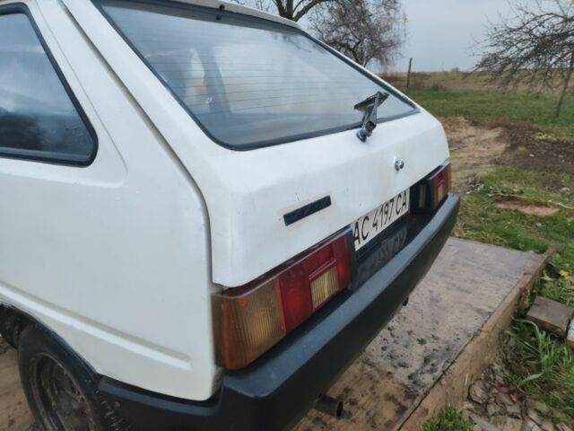 Белый ЗАЗ 1102 Таврия, объемом двигателя 1.1 л и пробегом 318 тыс. км за 600 $, фото 5 на Automoto.ua