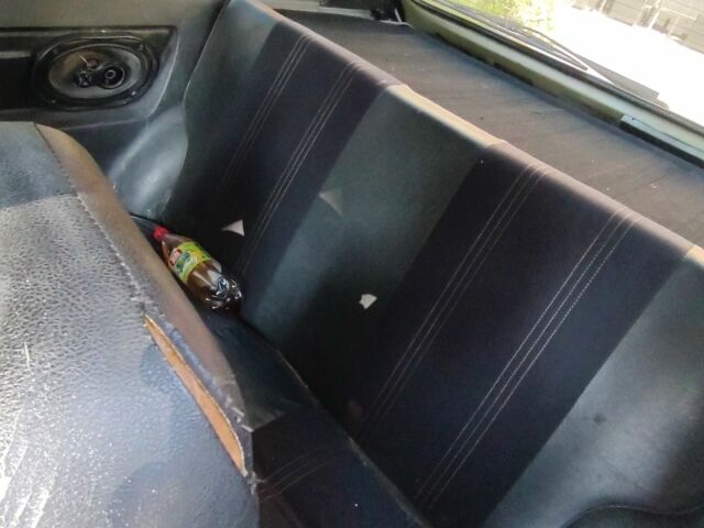 Белый ЗАЗ 1102 Таврия, объемом двигателя 1.2 л и пробегом 300 тыс. км за 547 $, фото 6 на Automoto.ua