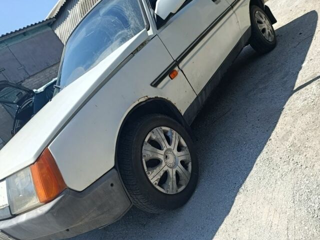 Білий ЗАЗ 1102 Таврія, об'ємом двигуна 0 л та пробігом 155 тис. км за 650 $, фото 2 на Automoto.ua