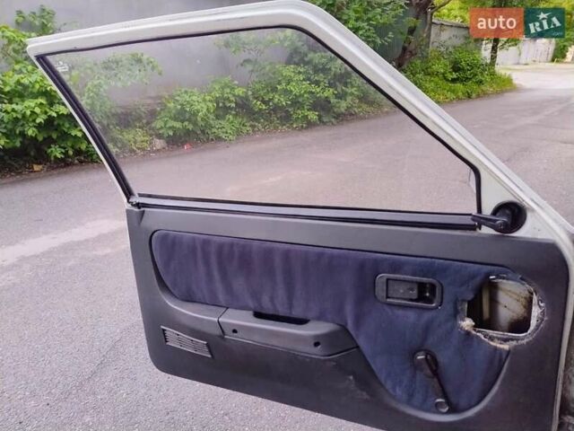 Белый ЗАЗ 1102 Таврия, объемом двигателя 1.09 л и пробегом 333 тыс. км за 400 $, фото 6 на Automoto.ua