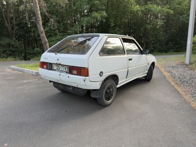 Білий ЗАЗ 1102 Таврія, об'ємом двигуна 1.2 л та пробігом 50 тис. км за 20000 $, фото 5 на Automoto.ua