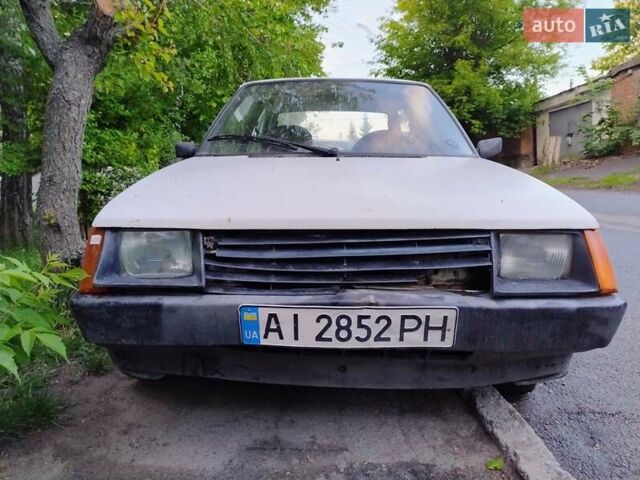Белый ЗАЗ 1102 Таврия, объемом двигателя 1.09 л и пробегом 333 тыс. км за 400 $, фото 1 на Automoto.ua