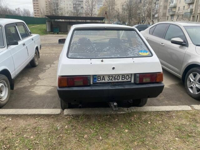 Белый ЗАЗ 1102 Таврия, объемом двигателя 1.1 л и пробегом 180 тыс. км за 450 $, фото 2 на Automoto.ua