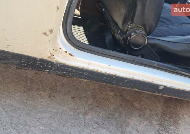 Белый ЗАЗ 1102 Таврия, объемом двигателя 1.09 л и пробегом 72 тыс. км за 750 $, фото 3 на Automoto.ua