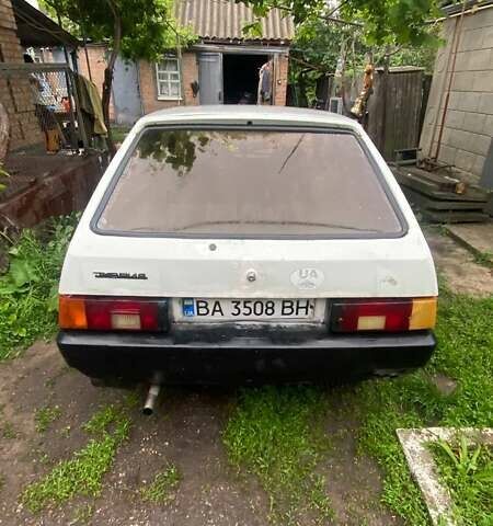 Белый ЗАЗ 1102 Таврия, объемом двигателя 1.09 л и пробегом 30 тыс. км за 400 $, фото 3 на Automoto.ua