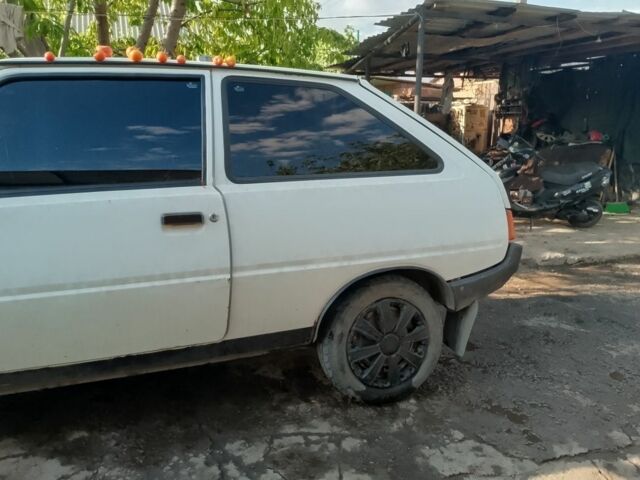 Белый ЗАЗ 1102 Таврия, объемом двигателя 1.1 л и пробегом 1000 тыс. км за 834 $, фото 1 на Automoto.ua