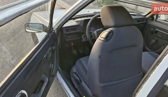 Белый ЗАЗ 1102 Таврия, объемом двигателя 1.1 л и пробегом 65 тыс. км за 730 $, фото 7 на Automoto.ua