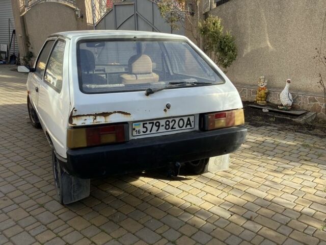 Белый ЗАЗ 1102 Таврия, объемом двигателя 1.2 л и пробегом 3 тыс. км за 284 $, фото 3 на Automoto.ua