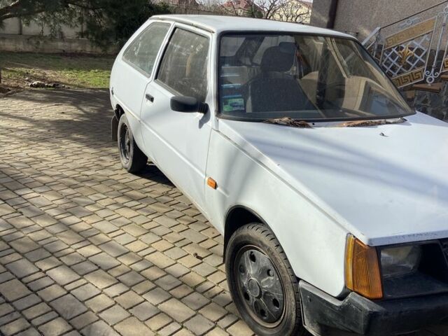 Белый ЗАЗ 1102 Таврия, объемом двигателя 1.2 л и пробегом 3 тыс. км за 284 $, фото 1 на Automoto.ua