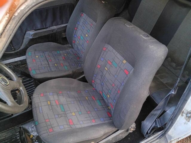 Білий ЗАЗ 1102 Таврія, об'ємом двигуна 0 л та пробігом 150 тис. км за 526 $, фото 20 на Automoto.ua