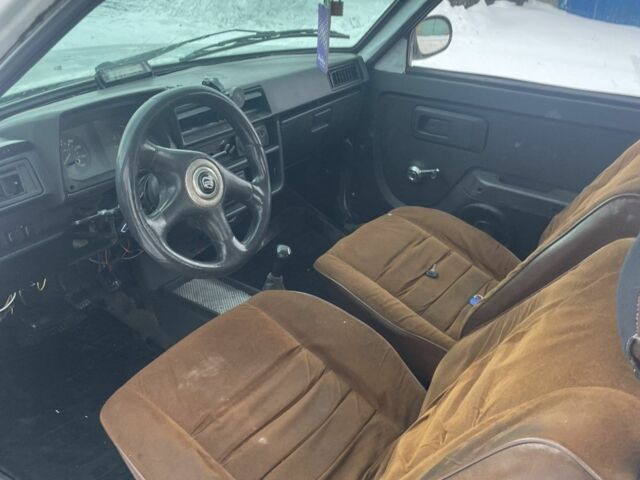 Белый ЗАЗ 1102 Таврия, объемом двигателя 1.2 л и пробегом 140 тыс. км за 450 $, фото 4 на Automoto.ua