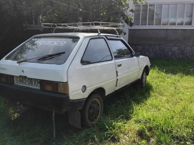 Белый ЗАЗ 1102 Таврия, объемом двигателя 0 л и пробегом 100 тыс. км за 500 $, фото 3 на Automoto.ua