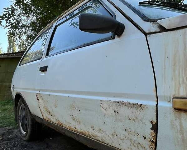 Белый ЗАЗ 1102 Таврия, объемом двигателя 1.1 л и пробегом 200 тыс. км за 350 $, фото 19 на Automoto.ua