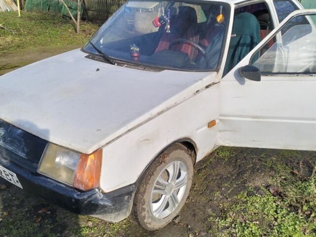 Белый ЗАЗ 1102 Таврия, объемом двигателя 1.1 л и пробегом 83 тыс. км за 750 $, фото 6 на Automoto.ua