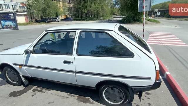 Білий ЗАЗ 1102 Таврія, об'ємом двигуна 1.09 л та пробігом 294 тис. км за 843 $, фото 12 на Automoto.ua