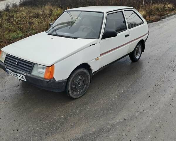 Білий ЗАЗ 1102 Таврія, об'ємом двигуна 1.09 л та пробігом 90 тис. км за 750 $, фото 9 на Automoto.ua