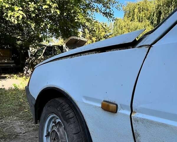 Белый ЗАЗ 1102 Таврия, объемом двигателя 1.1 л и пробегом 200 тыс. км за 350 $, фото 16 на Automoto.ua