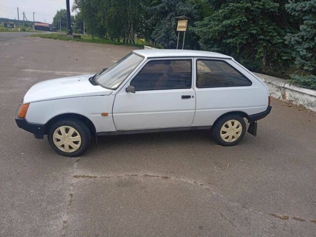 Білий ЗАЗ 1102 Таврія, об'ємом двигуна 1.1 л та пробігом 3 тис. км за 581 $, фото 5 на Automoto.ua