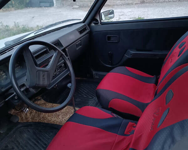 Белый ЗАЗ 1102 Таврия, объемом двигателя 0 л и пробегом 98 тыс. км за 680 $, фото 3 на Automoto.ua