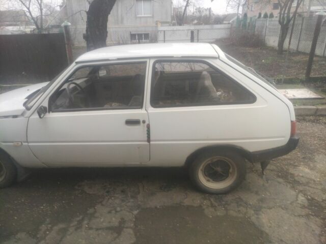 Белый ЗАЗ 1102 Таврия, объемом двигателя 1.1 л и пробегом 100 тыс. км за 475 $, фото 6 на Automoto.ua