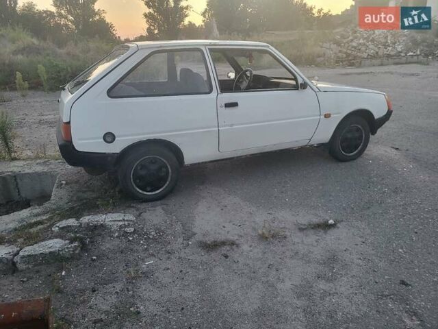 Білий ЗАЗ 1102 Таврія, об'ємом двигуна 1.09 л та пробігом 100 тис. км за 850 $, фото 6 на Automoto.ua