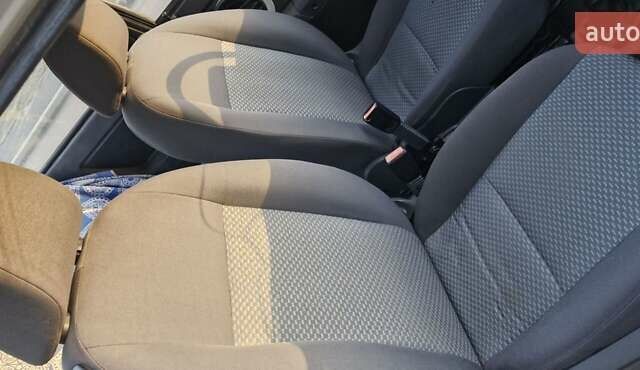 Белый ЗАЗ 1102 Таврия, объемом двигателя 1.1 л и пробегом 65 тыс. км за 730 $, фото 3 на Automoto.ua