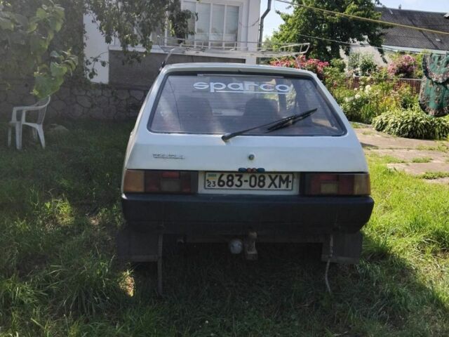 Белый ЗАЗ 1102 Таврия, объемом двигателя 0 л и пробегом 100 тыс. км за 500 $, фото 2 на Automoto.ua