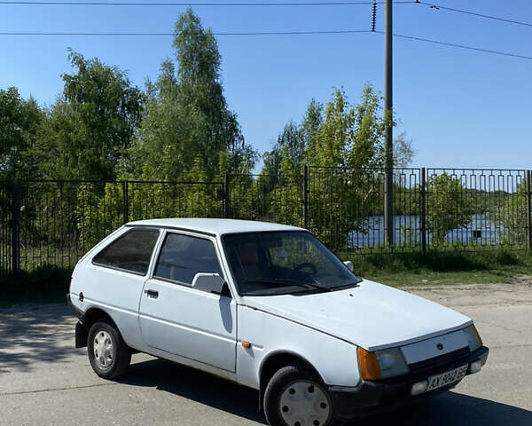 Белый ЗАЗ 1102 Таврия, объемом двигателя 1.2 л и пробегом 167 тыс. км за 550 $, фото 1 на Automoto.ua