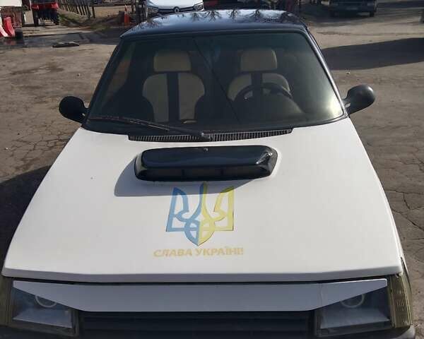 Білий ЗАЗ 1102 Таврія, об'ємом двигуна 1.09 л та пробігом 600 тис. км за 1100 $, фото 2 на Automoto.ua