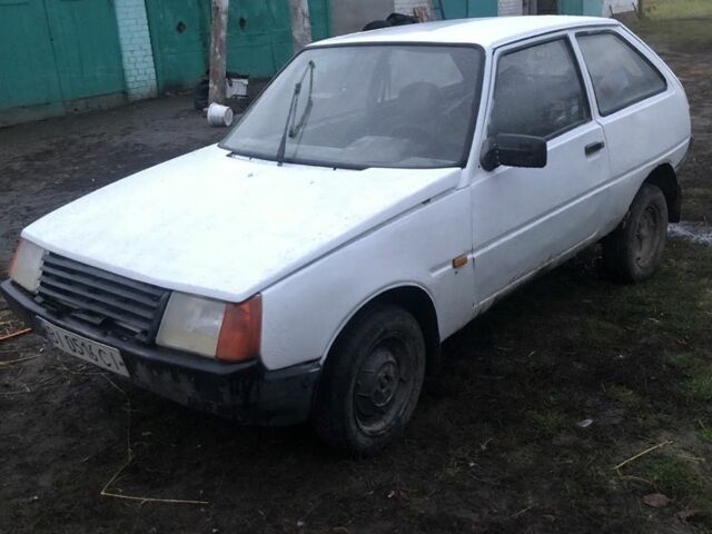 ЗАЗ 1102 Таврия 1992 в Чернигове на Automoto.ua Белый ЗАЗ 1102 Таврия, объемом двигателя 1.1 л и пробегом 200 тыс. км за 310 $, фото 2 на Automoto.ua