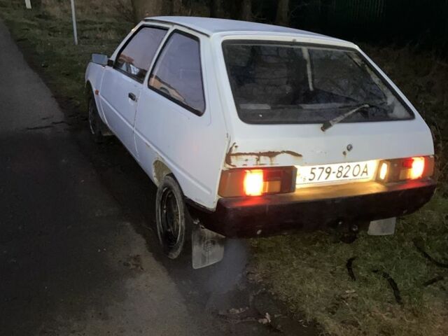 Белый ЗАЗ 1102 Таврия, объемом двигателя 1.2 л и пробегом 3 тыс. км за 284 $, фото 6 на Automoto.ua