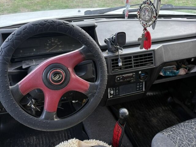 Білий ЗАЗ 1102 Таврія, об'ємом двигуна 1.2 л та пробігом 120 тис. км за 677 $, фото 3 на Automoto.ua