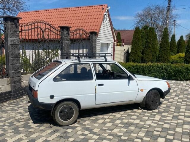 Белый ЗАЗ 1102 Таврия, объемом двигателя 1 л и пробегом 171 тыс. км за 700 $, фото 1 на Automoto.ua